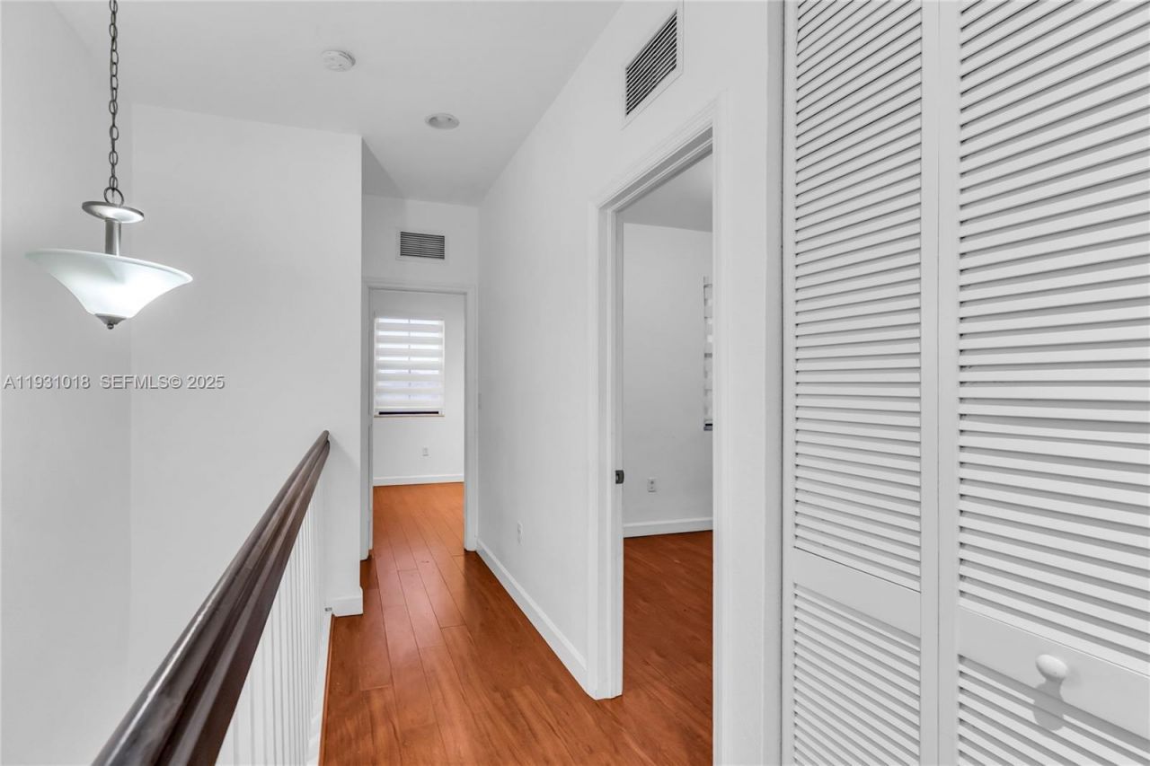 3549 W 89th Pl, Unit 3549, Hialeah, FL 33018 Photo