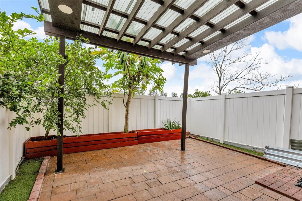 3549 W 89th Pl, Unit 3549, Hialeah, FL 33018 Photo