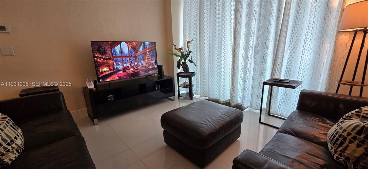4001 S Ocean Dr, Unit 4J, Hollywood, FL 33019 Photo
