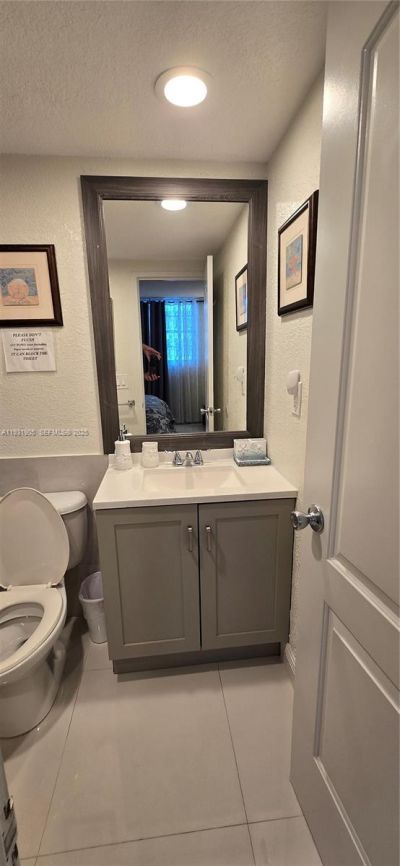 4001 S Ocean Dr, Unit 4J, Hollywood, FL 33019 Photo