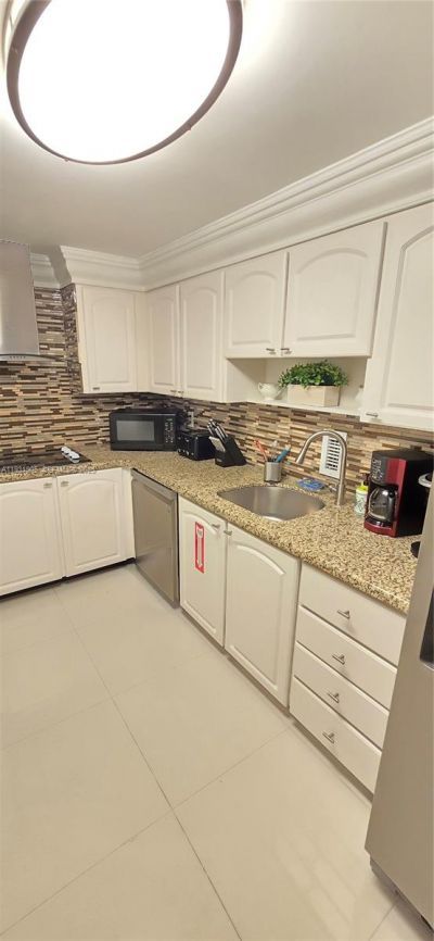 4001 S Ocean Dr, Unit 4J, Hollywood, FL 33019 Photo
