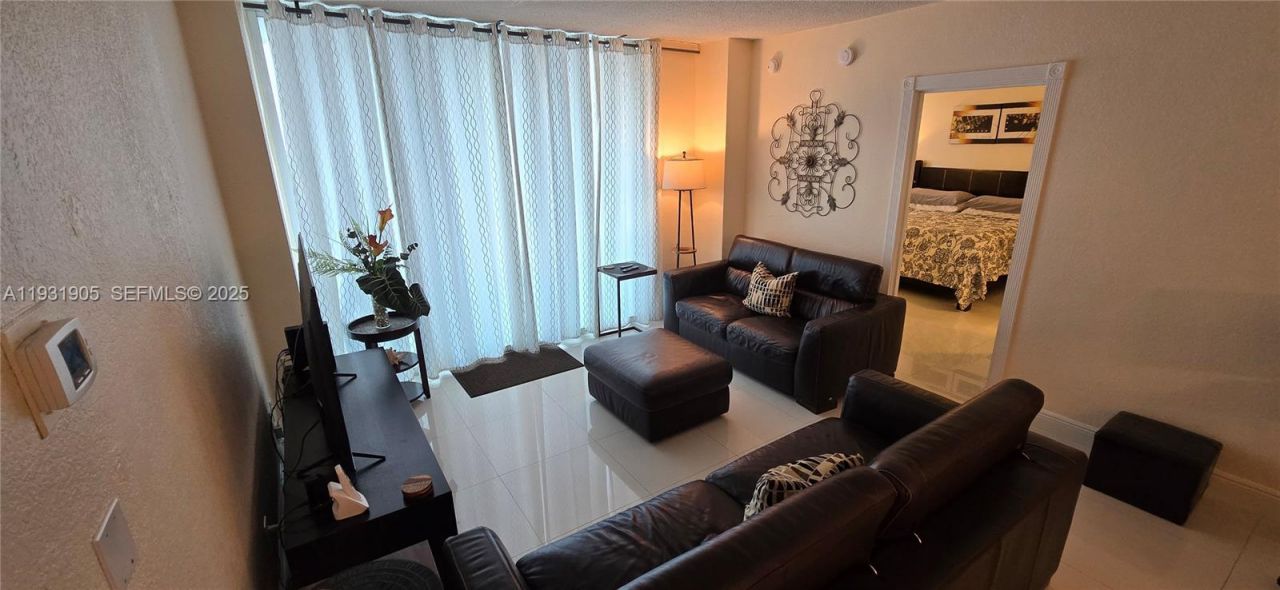 4001 S Ocean Dr, Unit 4J, Hollywood, FL 33019 Photo