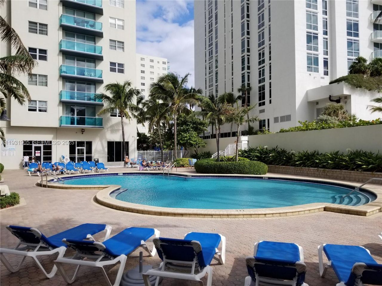 4001 S Ocean Dr, Unit 4J, Hollywood, FL 33019 Photo