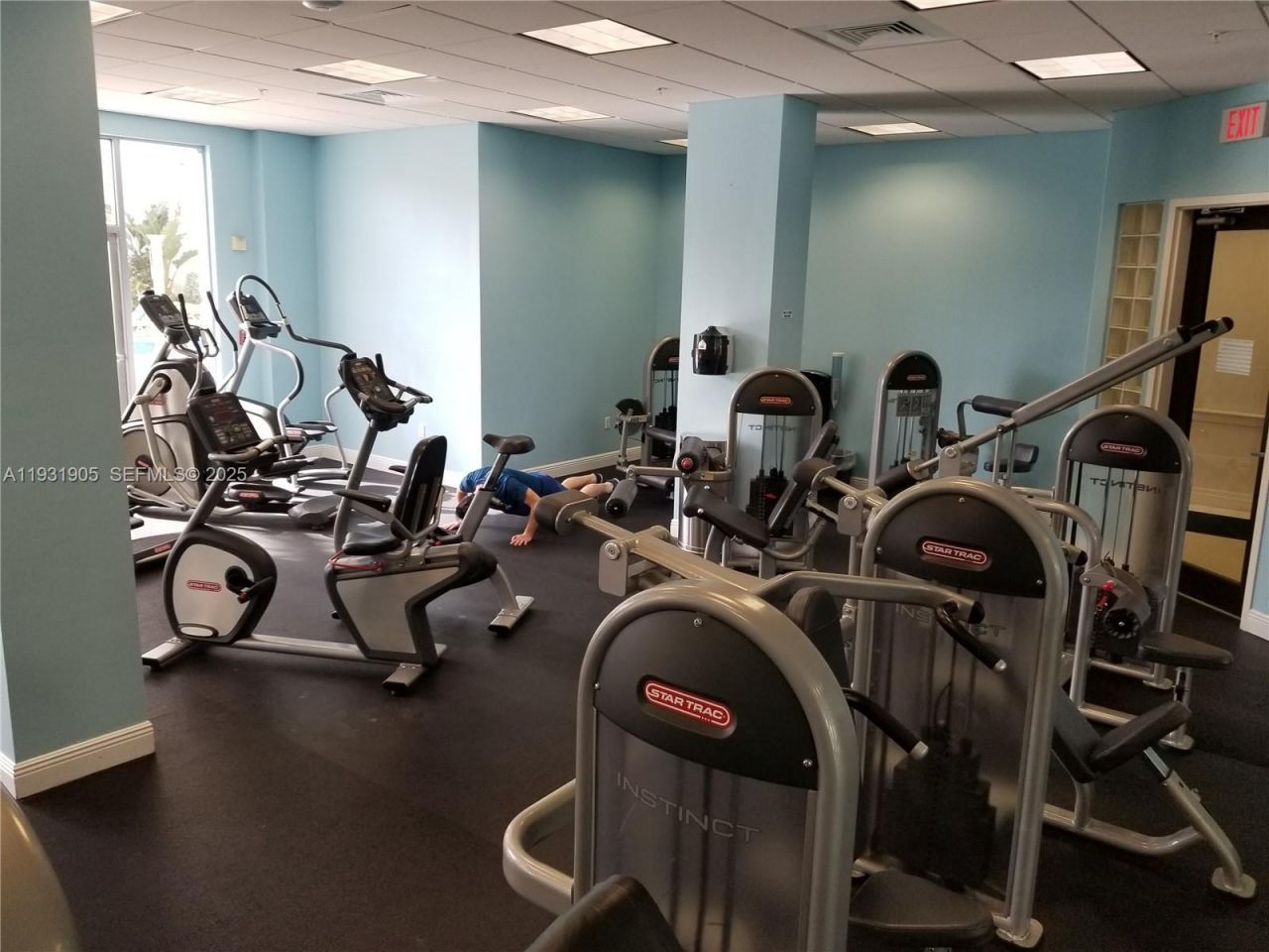 4001 S Ocean Dr, Unit 4J, Hollywood, FL 33019 Photo