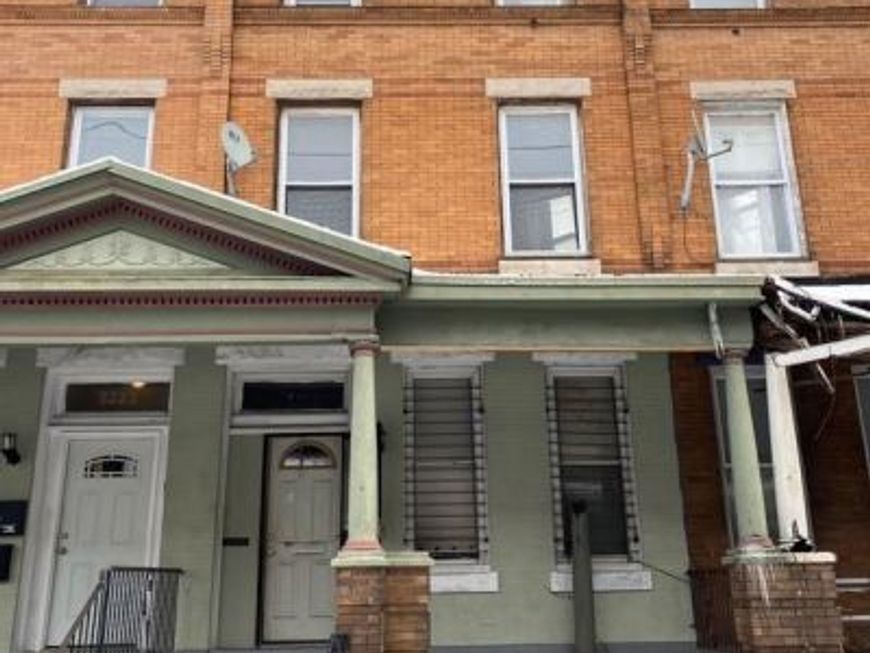 3221 N 15th Street, Philadelphia, PA 19140 Main Photo