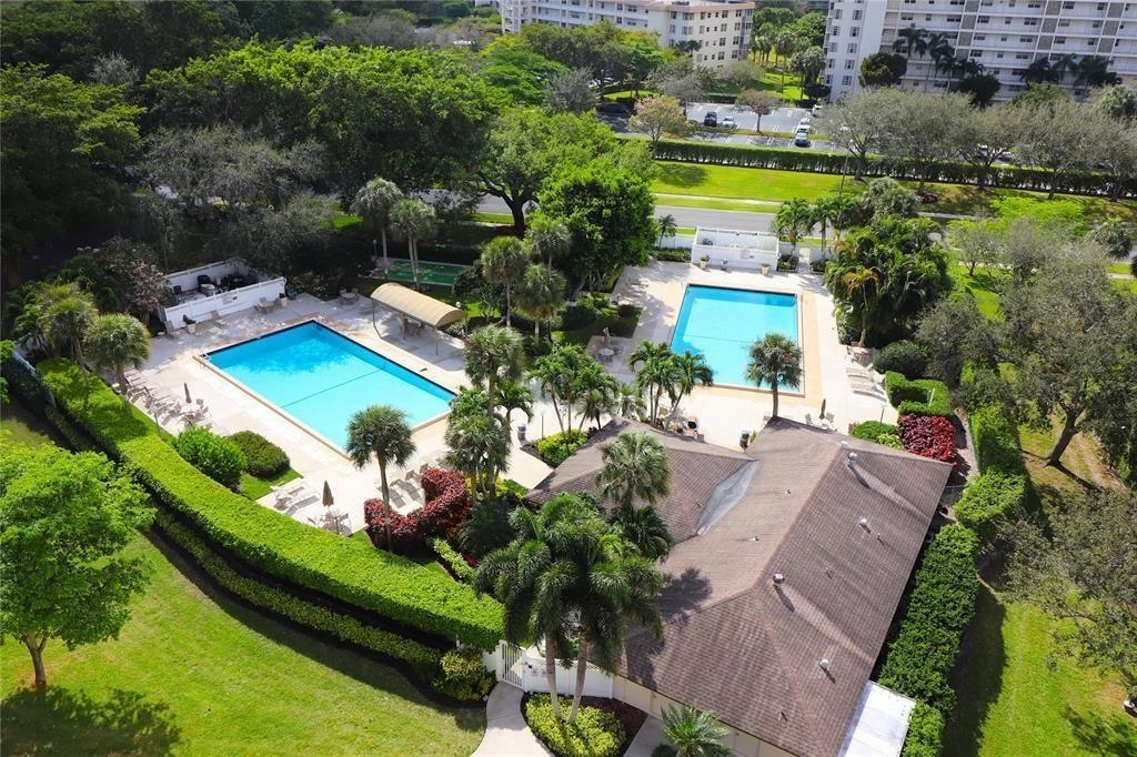 625 Oaks Drive, Unit 704, Pompano Beach, FL 33069 Photo