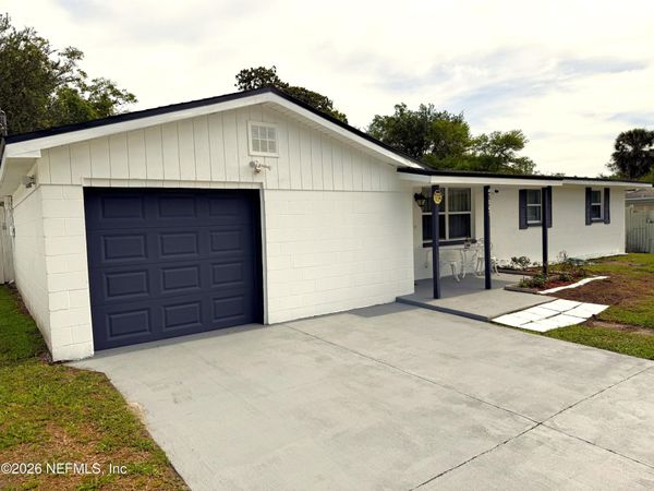 7047 DELISLE Drive, Jacksonville, FL 32244