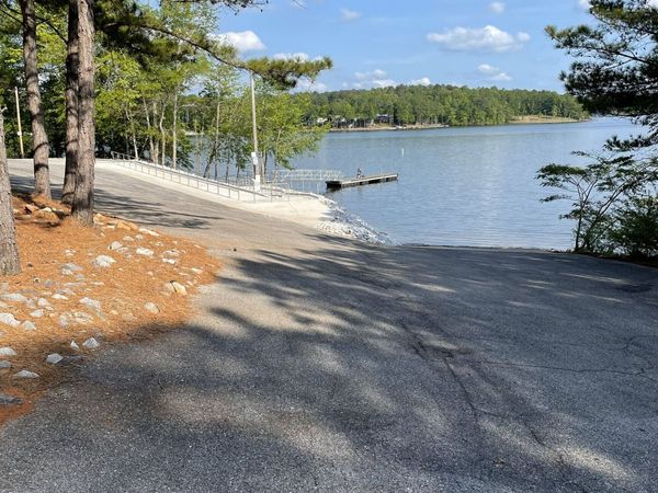 133 Lake Breeze Lane, Wedowee, AL 36278