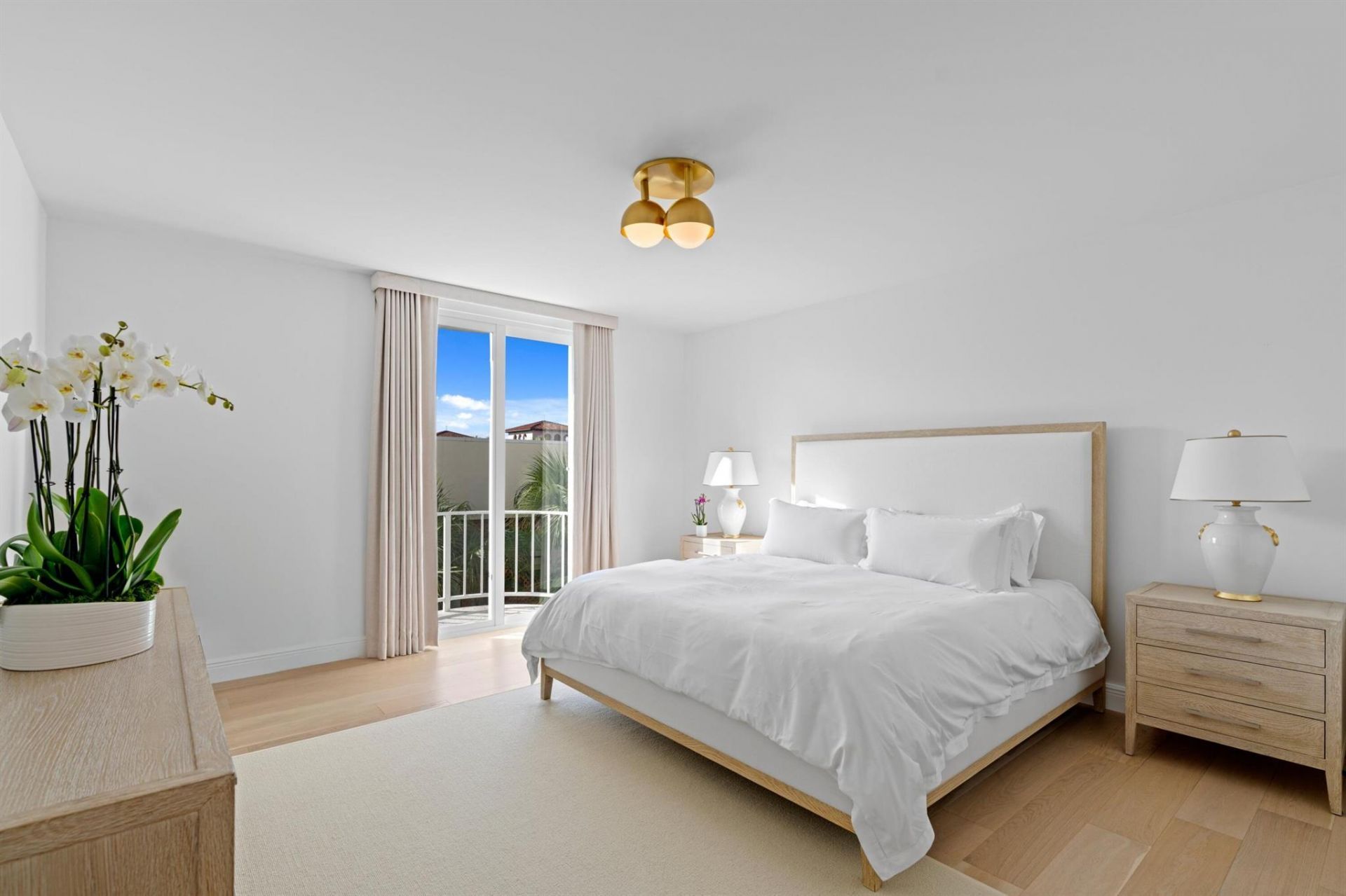 100 Worth Avenue, Unit 401, Palm Beach, FL 33480 Photo