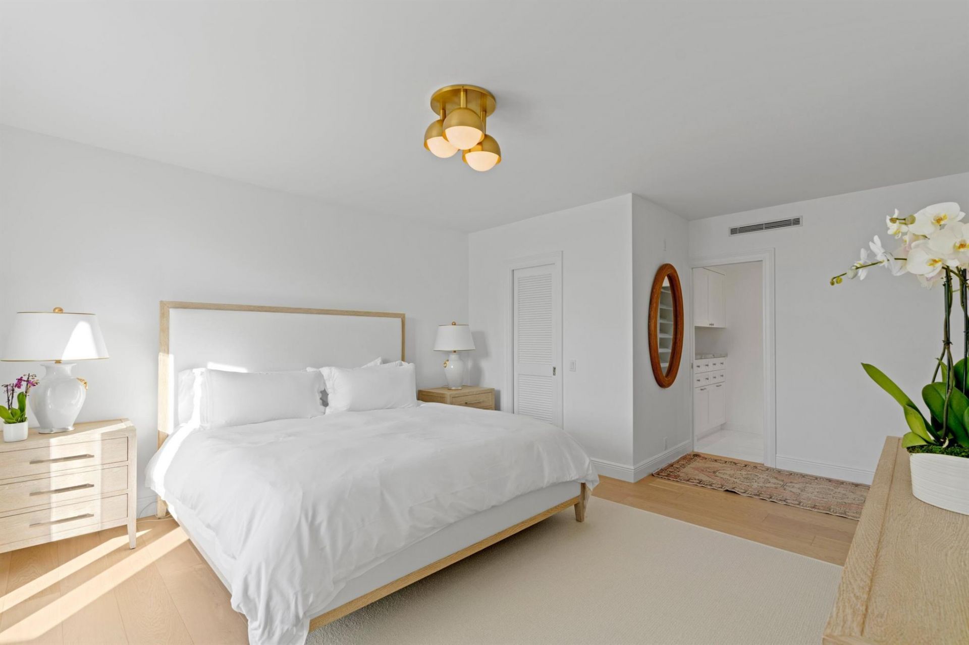 100 Worth Avenue, Unit 401, Palm Beach, FL 33480 Photo