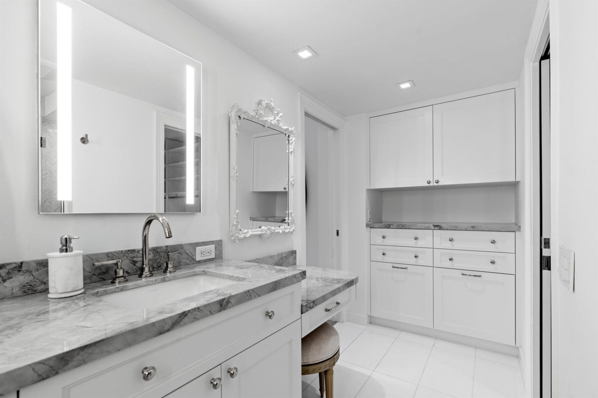 100 Worth Avenue, Unit 401, Palm Beach, FL 33480 Photo