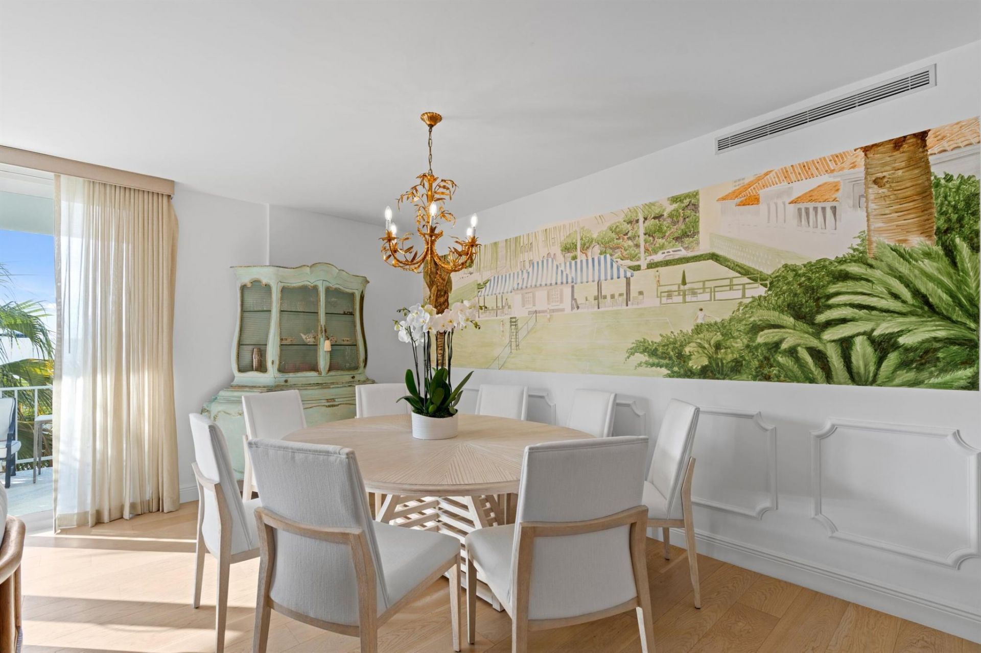 100 Worth Avenue, Unit 401, Palm Beach, FL 33480 Photo