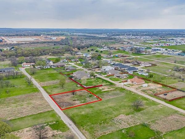 9332 Sunrise Drive, Fort Worth, TX 76134