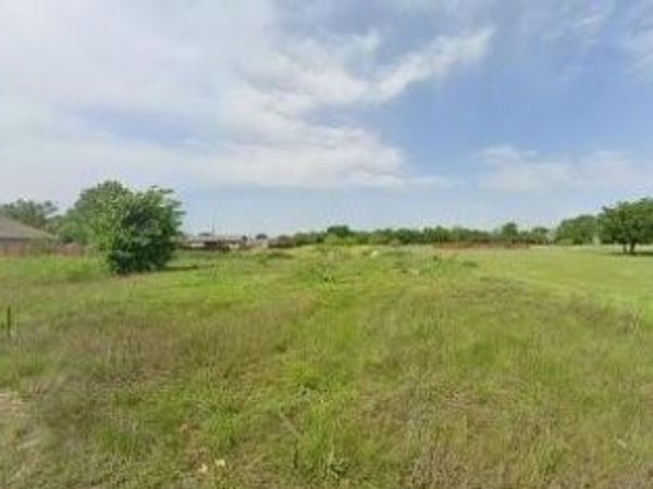 9332 Sunrise Drive, Fort Worth, TX 76134