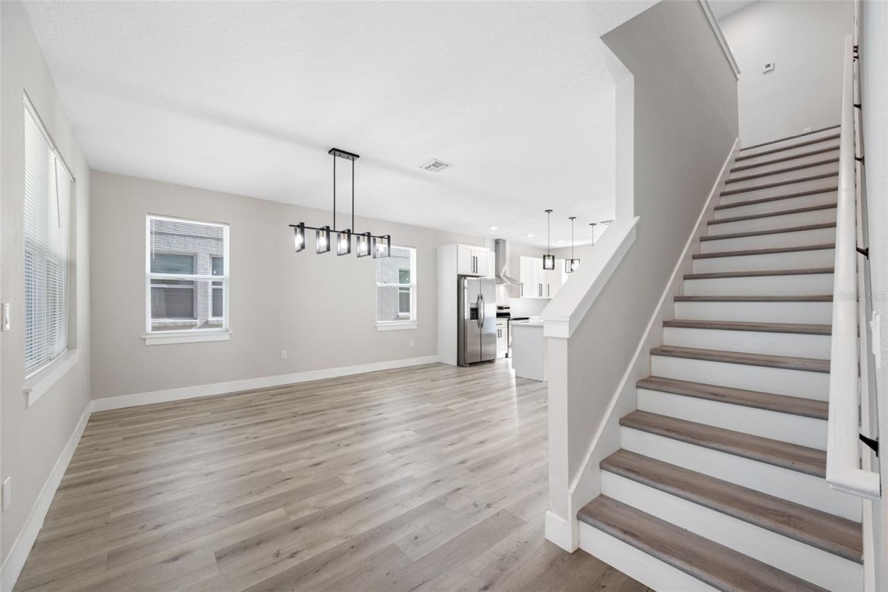 6910 Dartmouth Avenue N, Saint Petersburg, FL 33710 Photo