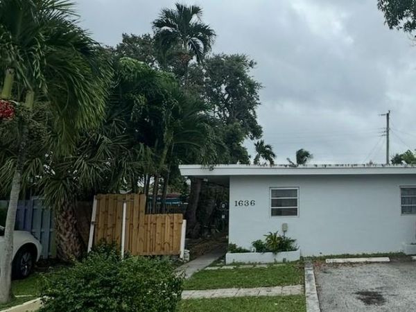 1636 Wilson St, Hollywood, FL 33020