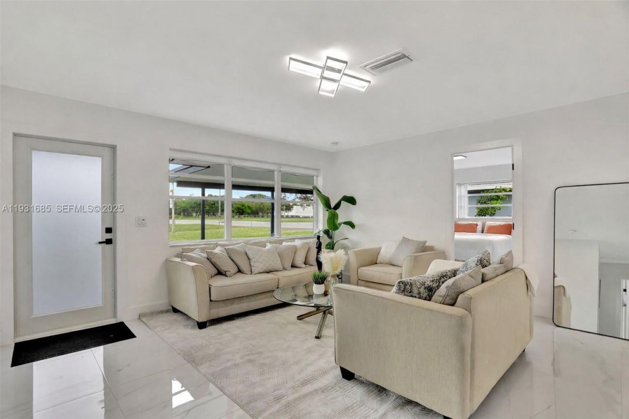 1220 NE 8th St, Pompano Beach, FL 33060 Photo