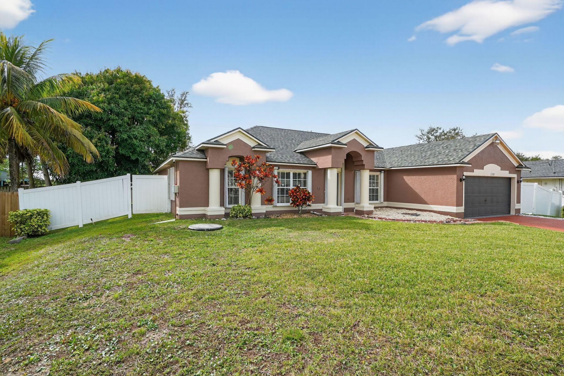 1530 SW Escobar Lane, Port Saint Lucie, FL 34953 Photo