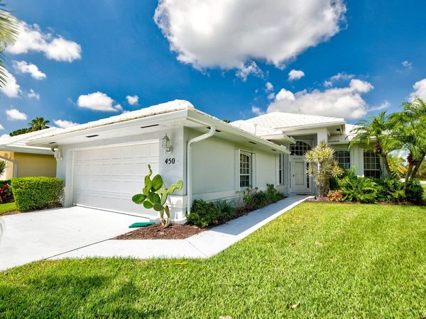 450 SW Fairway Landing, Port Saint Lucie, FL 34986