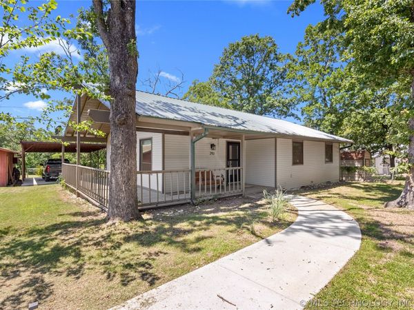 293 Kiamichi, Eufaula, OK 74432