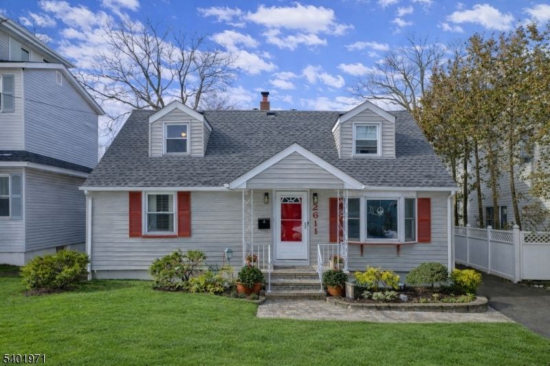 2611 N Wood Ave Linden, NJ 07036