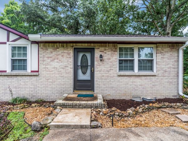 7120 Fairlawn Dr, Fairview, TN 37062