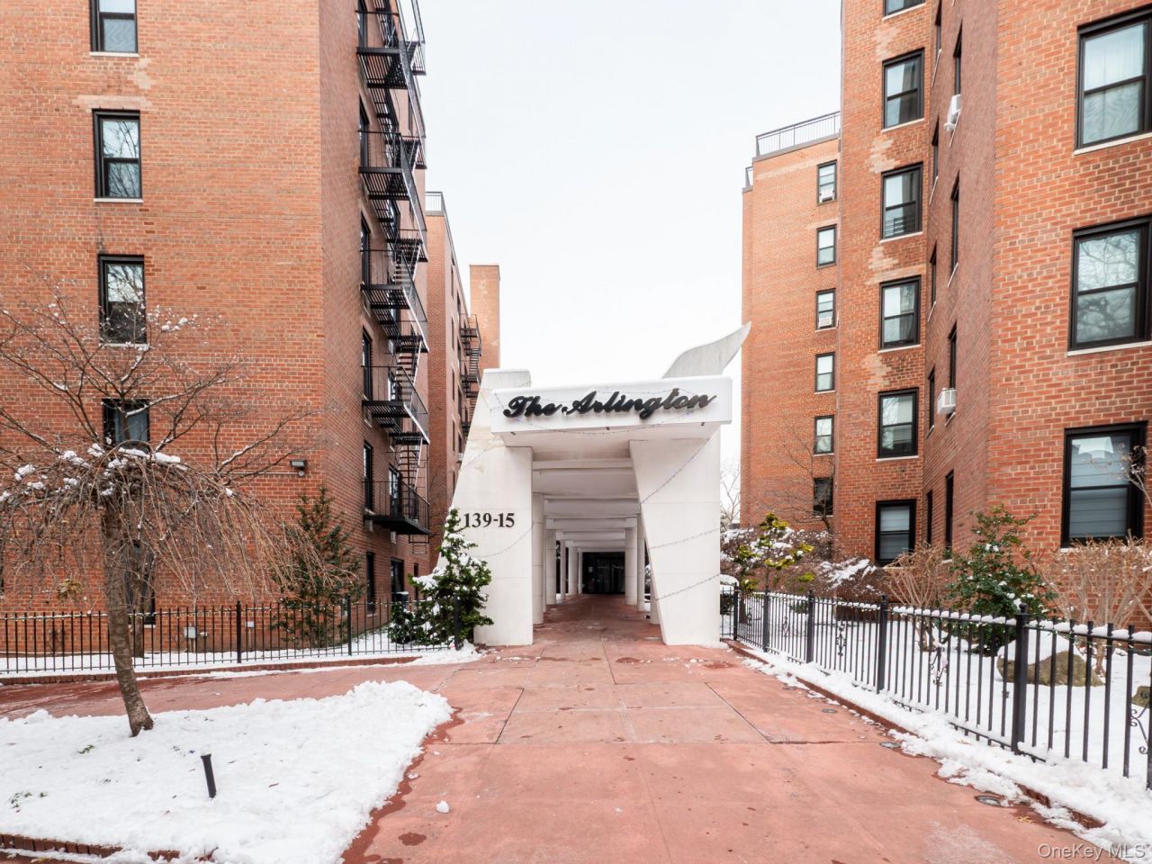 139-15 83 Avenue, Unit 423, Briarwood, NY 11435 Main Photo