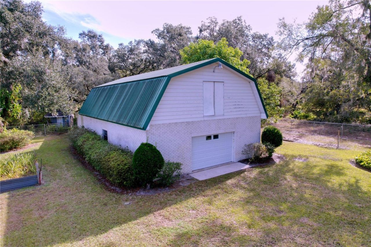 9471 Mcintosh Road, Dover, FL 33527 Photo