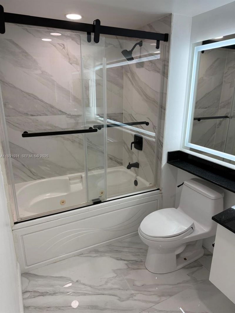 31 SE 5th St, Unit 2907, Miami, FL 33131 Photo