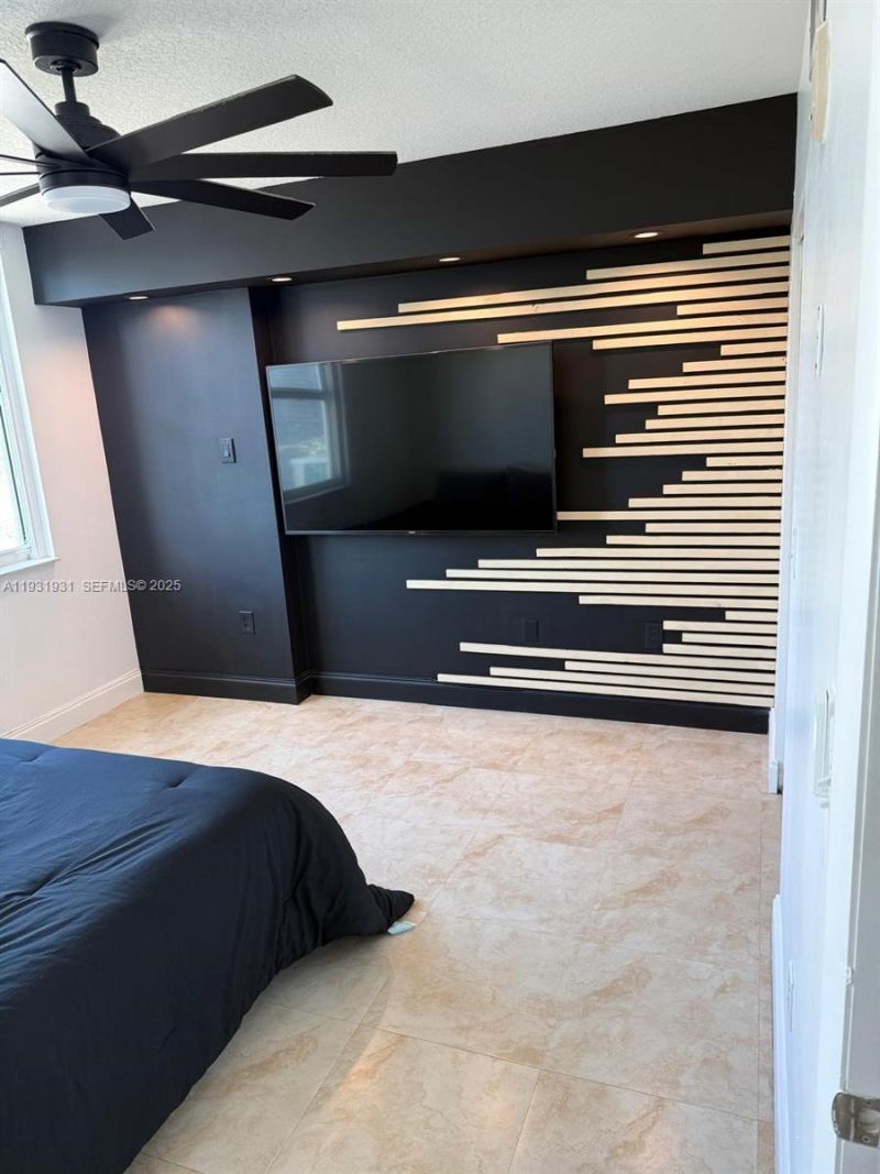 31 SE 5th St, Unit 2907, Miami, FL 33131 Photo