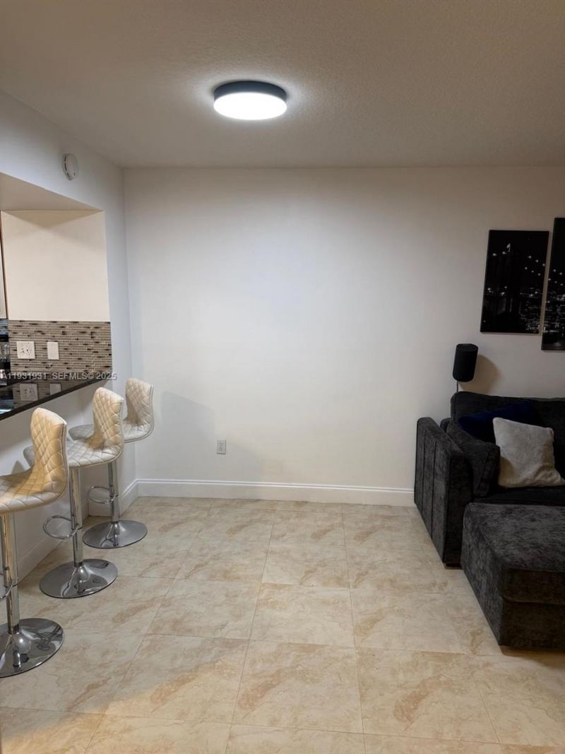 31 SE 5th St, Unit 2907, Miami, FL 33131 Photo