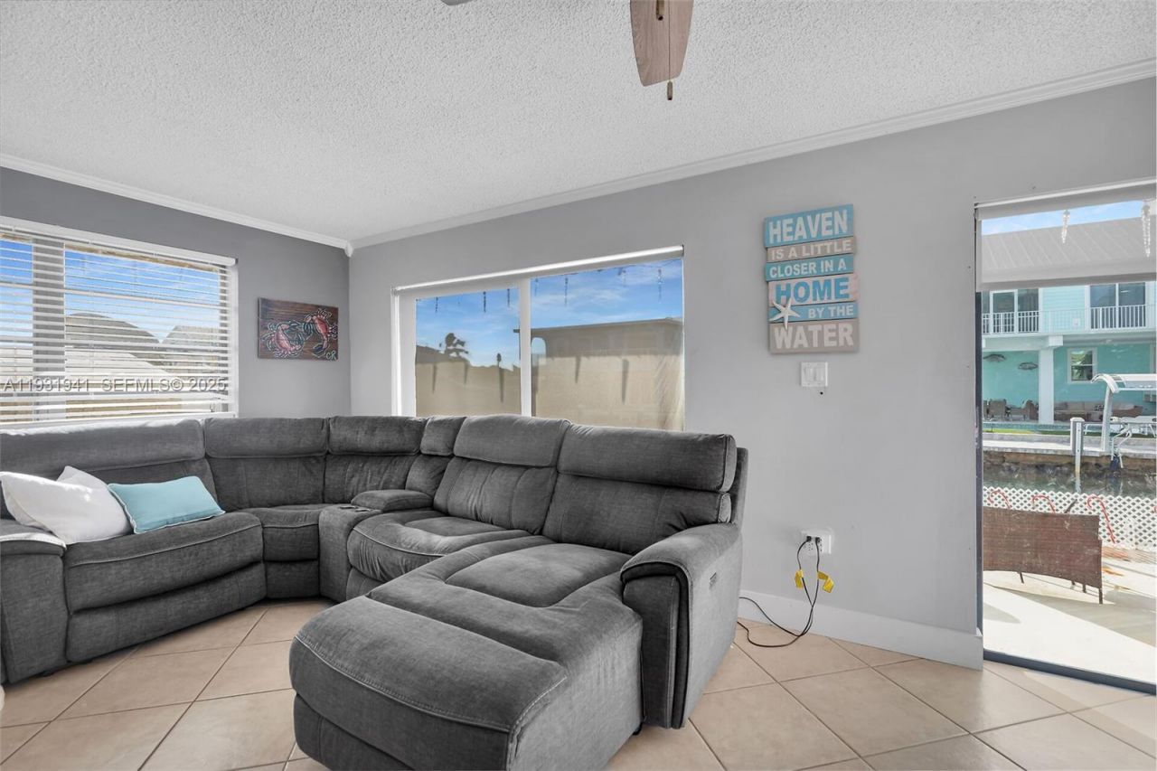 427 89th Street Ocean, Marathon, FL 33050 Photo