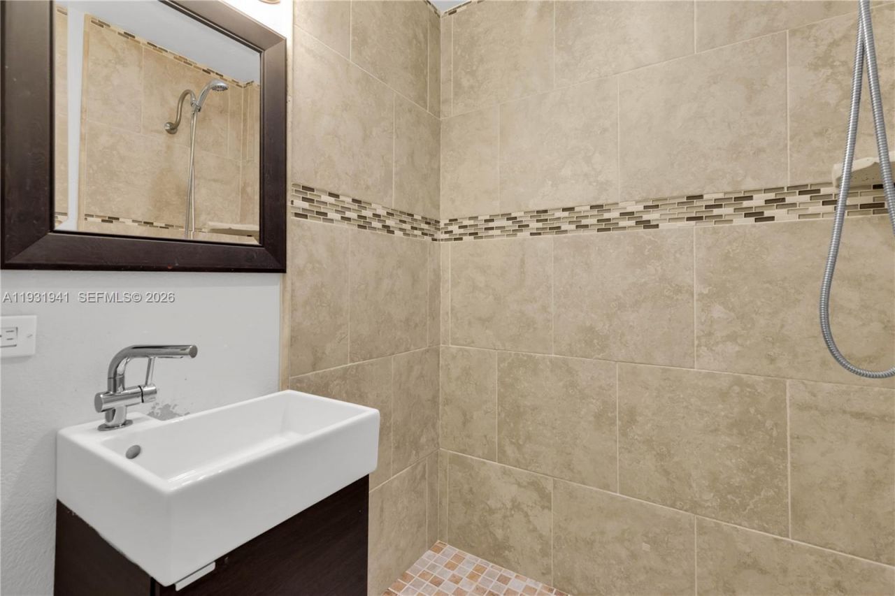 427 89th Street Ocean, Marathon, FL 33050 Photo