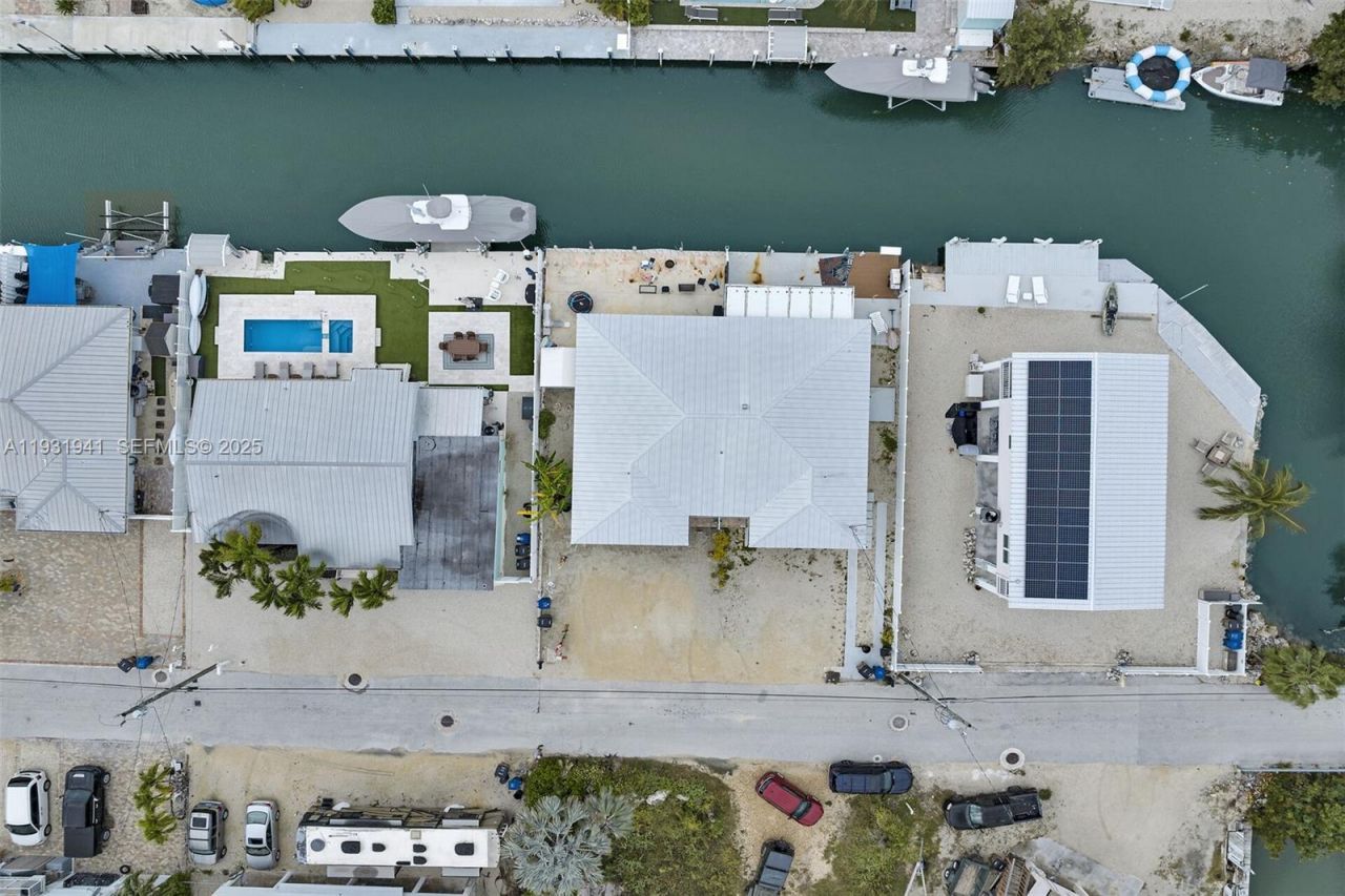 427 89th Street Ocean, Marathon, FL 33050 Photo