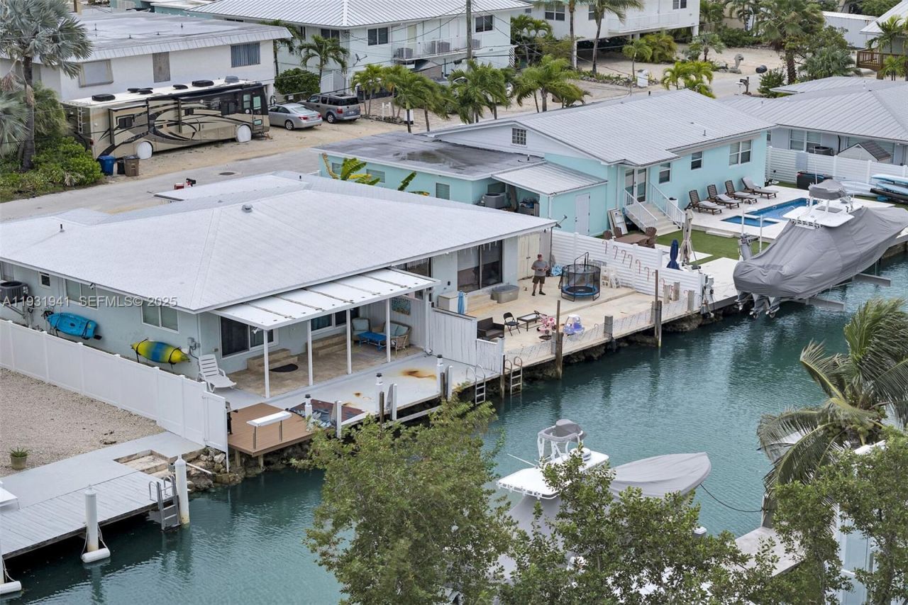 427 89th Street Ocean, Marathon, FL 33050 Photo