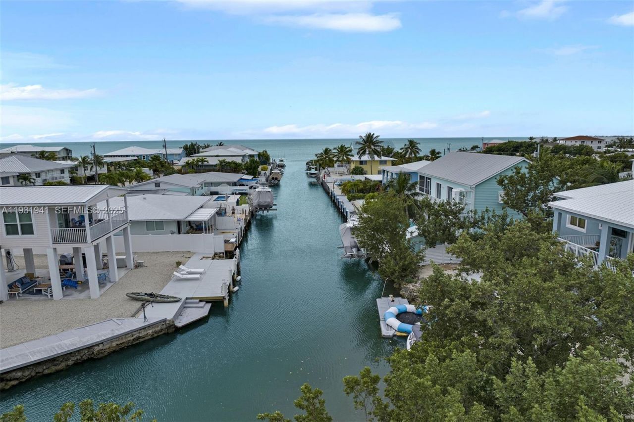 427 89th Street Ocean, Marathon, FL 33050 Photo