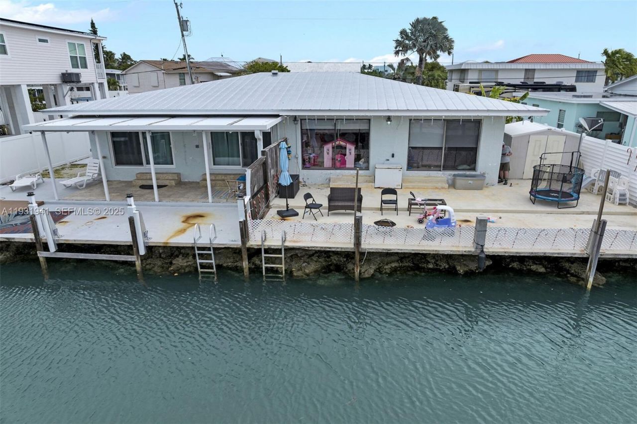 427 89th Street Ocean, Marathon, FL 33050 Photo