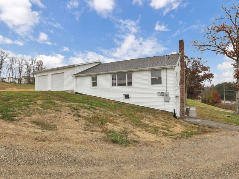 3585 East Pike, Zanesville, OH 43701 Photo 14