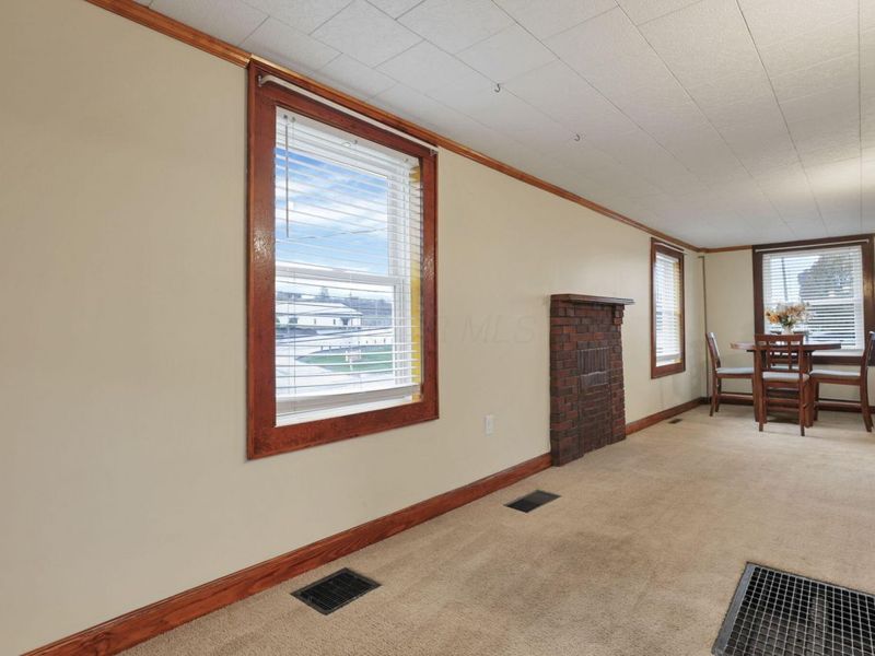 3585 East Pike, Zanesville, OH 43701 Photo 17