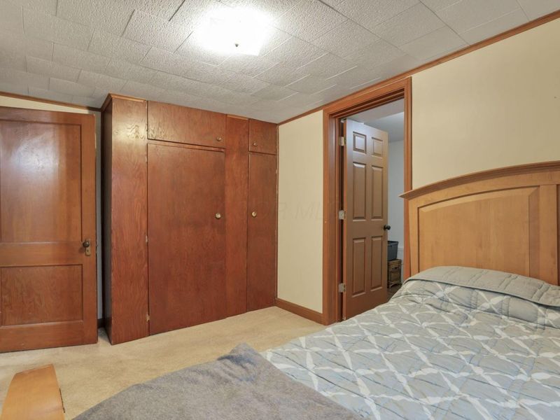 3585 East Pike, Zanesville, OH 43701 Photo 32