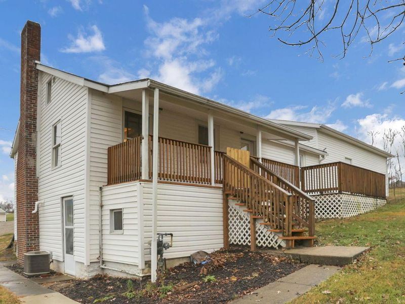 3585 East Pike, Zanesville, OH 43701 Photo 4