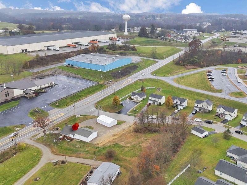 3585 East Pike, Zanesville, OH 43701 Photo 52