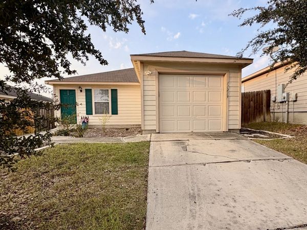 11219 Pecan Canyon, San Antonio, TX 78252