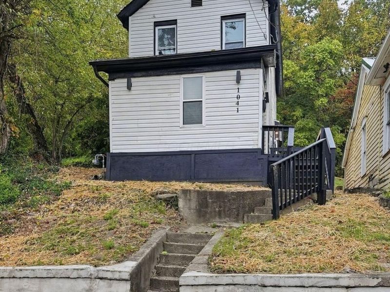 1041 Market Street, Zanesville, OH 43701 Photo 1