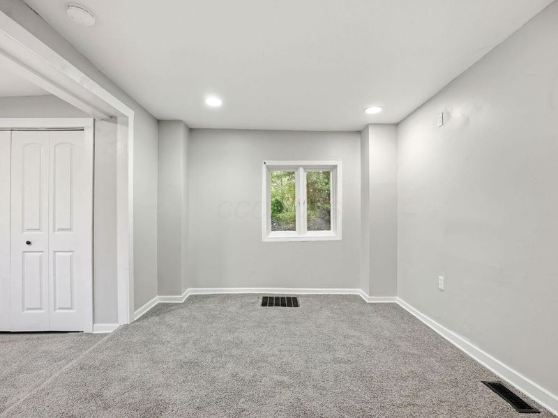 1041 Market Street, Zanesville, OH 43701 Photo 19