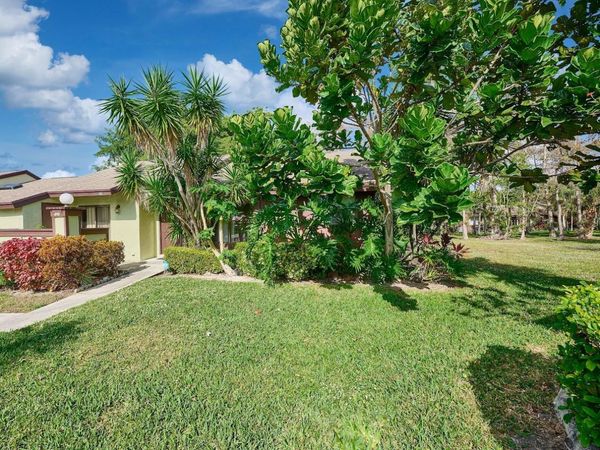 498 Iron Forge Ct Court, Royal Palm Beach, FL 33411