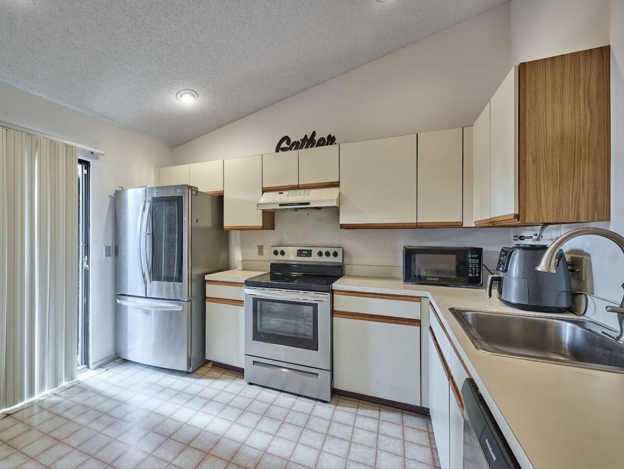 498 Iron Forge Ct Court, Royal Palm Beach, FL 33411 Photo