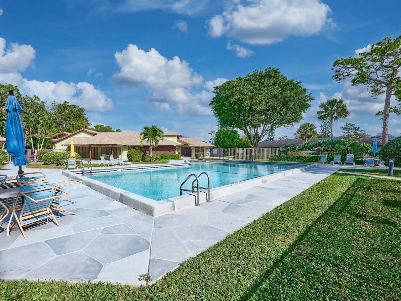 498 Iron Forge Ct Court, Royal Palm Beach, FL 33411 Photo