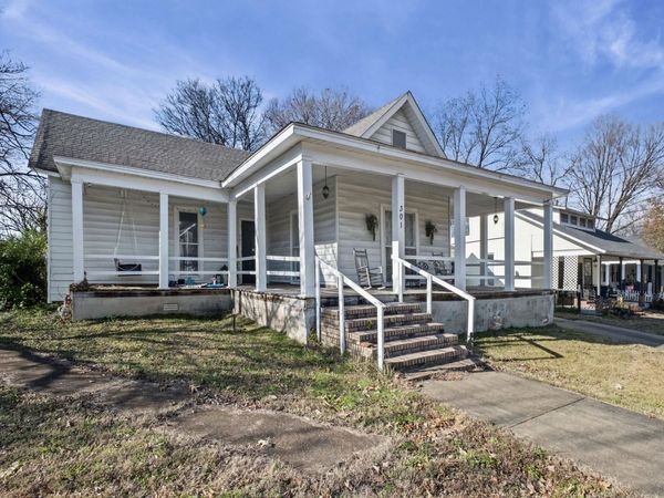301 N MAPLE ST, Covington, TN 38019