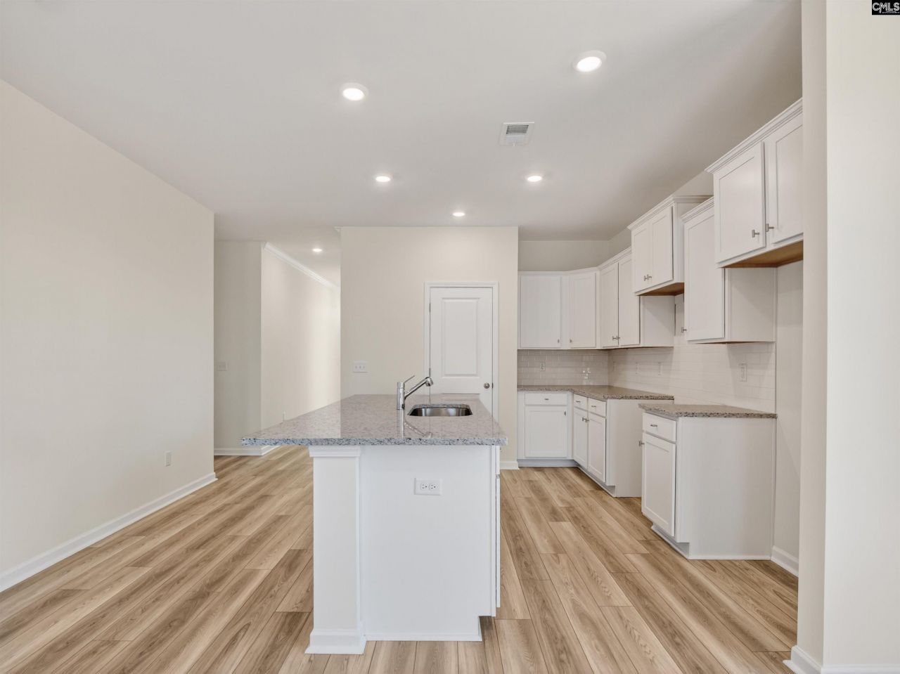 636 Old Charleston Road Photo 17